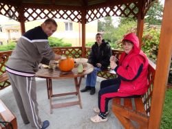 Vyrezávanie hellowenskych tekvíc - DSC00873
